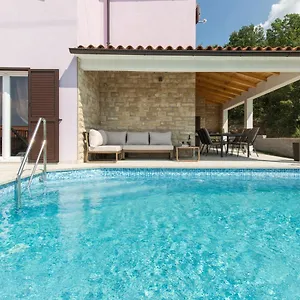 Villa El Istria, Labin (Istria)